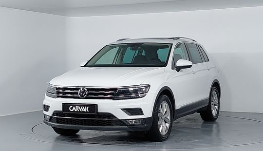 Volkswagen • Tiguan