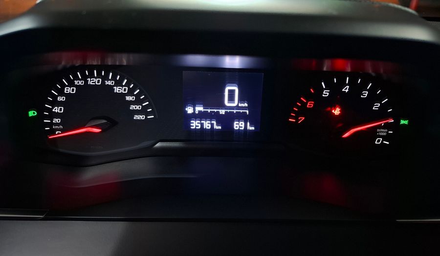 Peugeot 208 1.2L LIKE Hatchback 2022