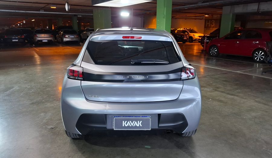 Peugeot 208 1.2L LIKE Hatchback 2022