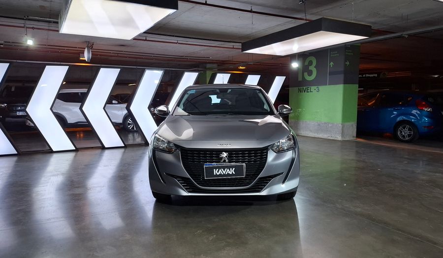 Peugeot 208 1.2L LIKE Hatchback 2022