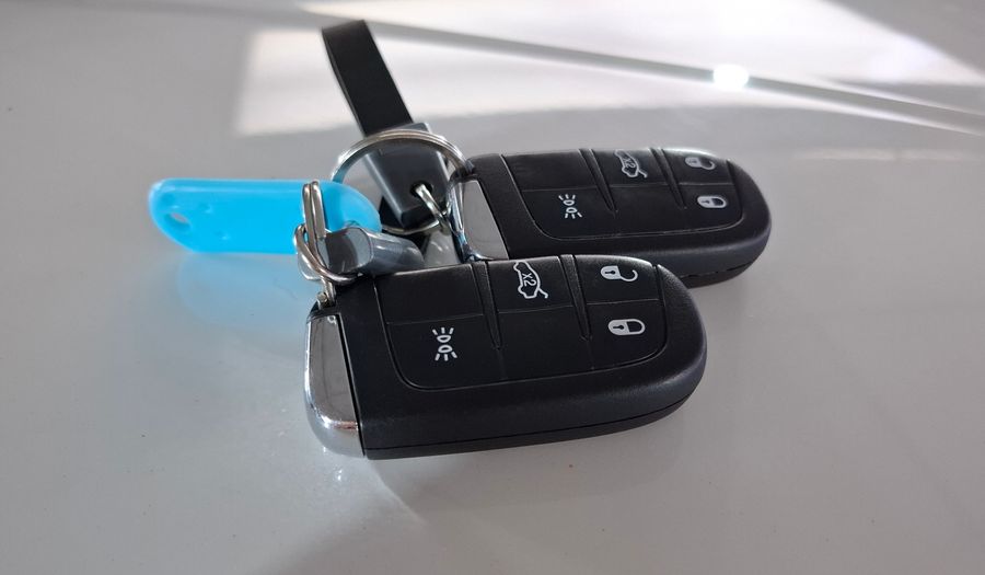 Fiat Cronos 1.8 PRECISION AUTO Sedan 2022