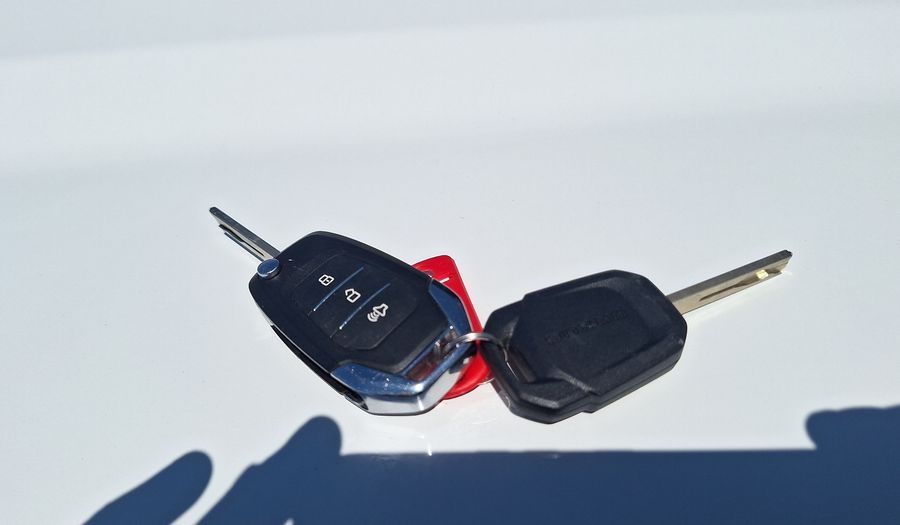 Maxus T60 2.0D AUTO GL Pickup 2024