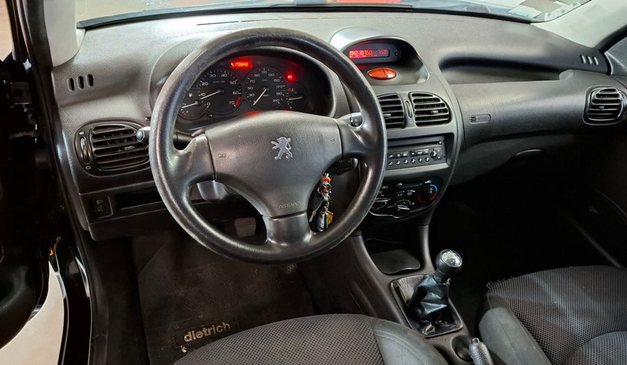 Peugeot 206 XT 1.6 Hatchback 2008