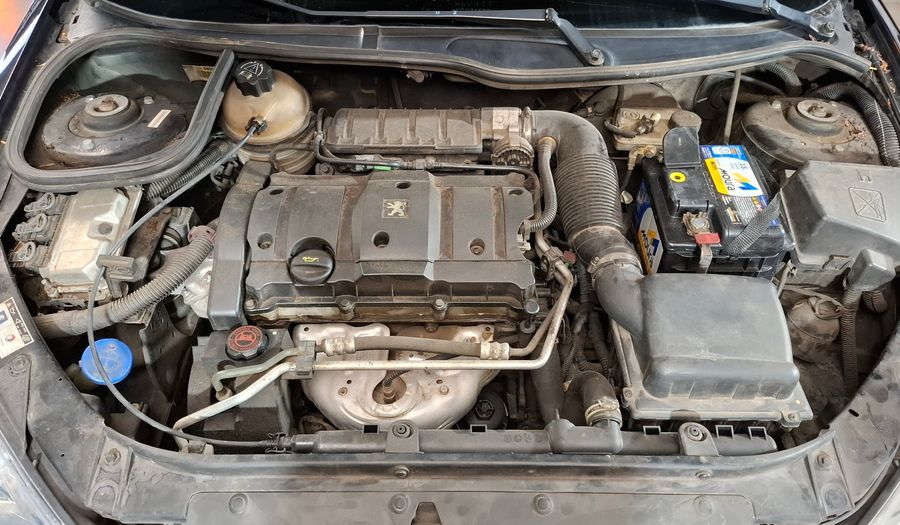 Peugeot 206 XT 1.6 Hatchback 2008