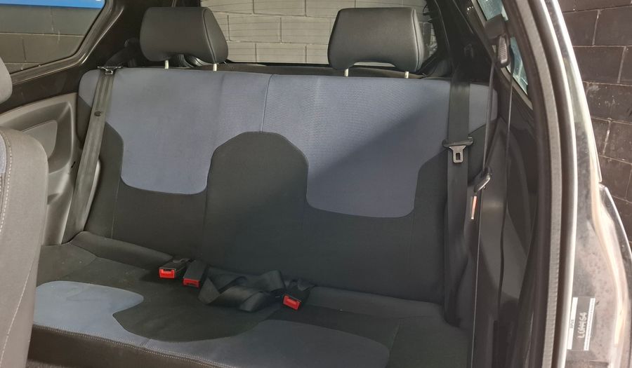 Ford Ka 1.6 TOP PULSE Hatchback 2012