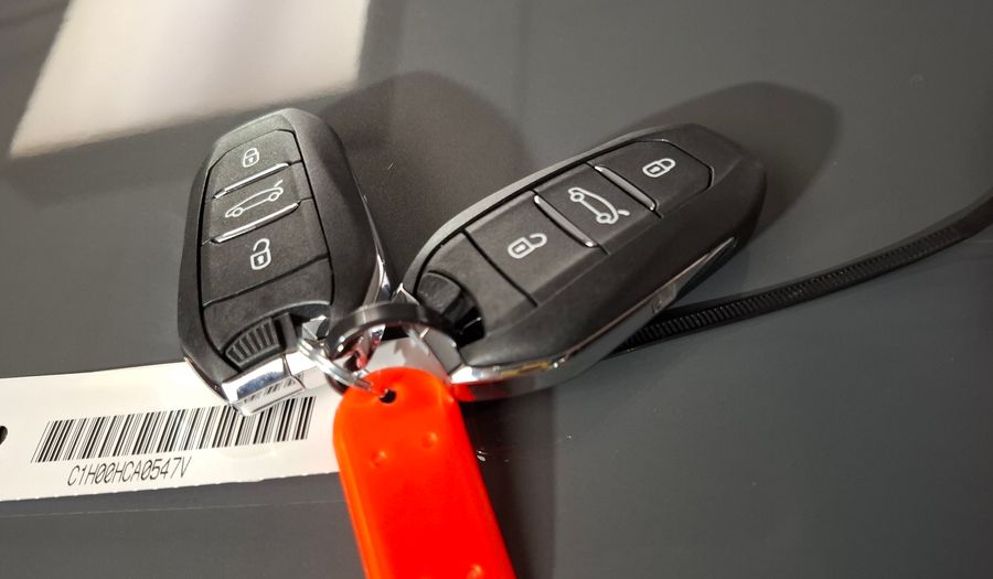 Peugeot 208 1.0 T200 ALLURE PK CVT Hatchback 2025