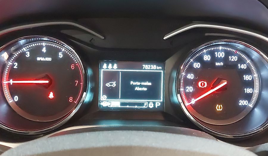 Chevrolet Onix TURBO  PLUS LT Sedan 2020