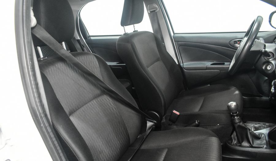 Toyota Etios 1.5 X Hatchback 2022