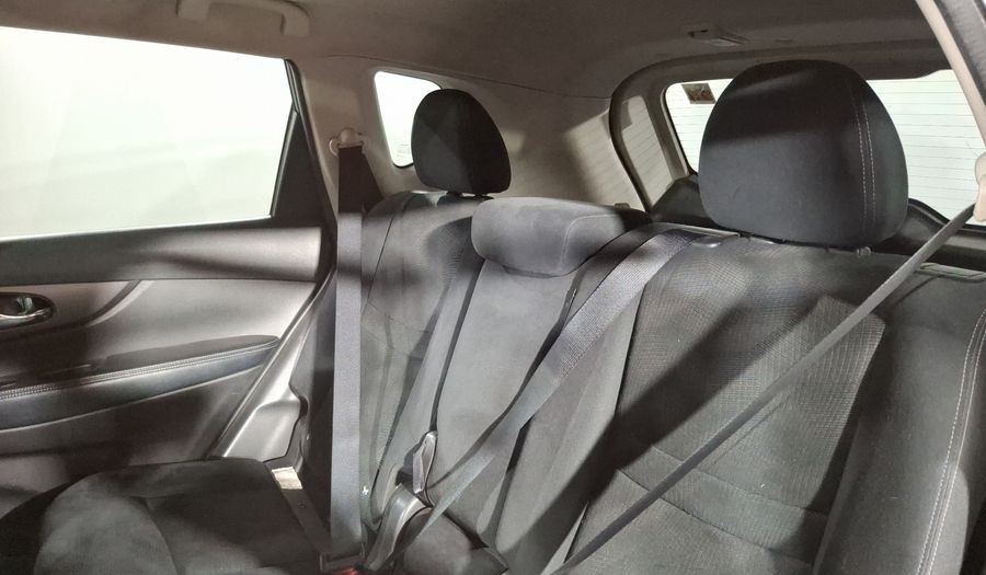 Nissan X-trail 2.5 ADVANCE 2 ROW CVT Suv 2015