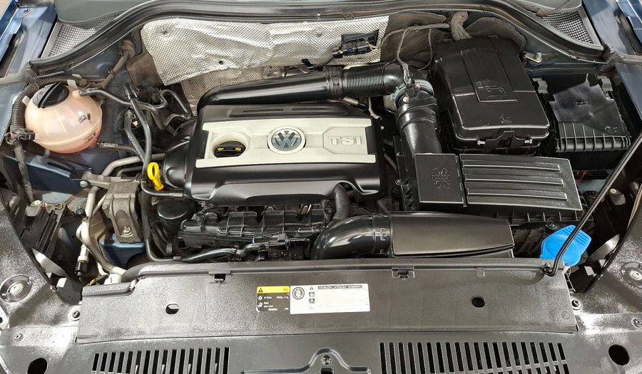 Volkswagen Tiguan 2.0 PAQUETE SPORT & STYLE Suv 2017
