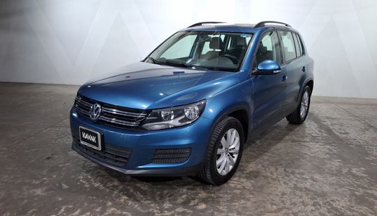 Volkswagen • Tiguan