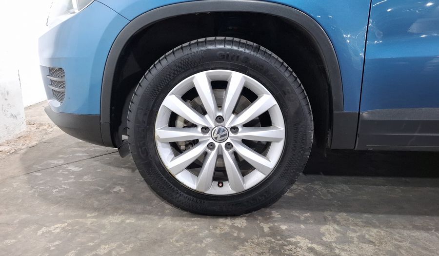Volkswagen Tiguan 2.0 PAQUETE SPORT & STYLE Suv 2017