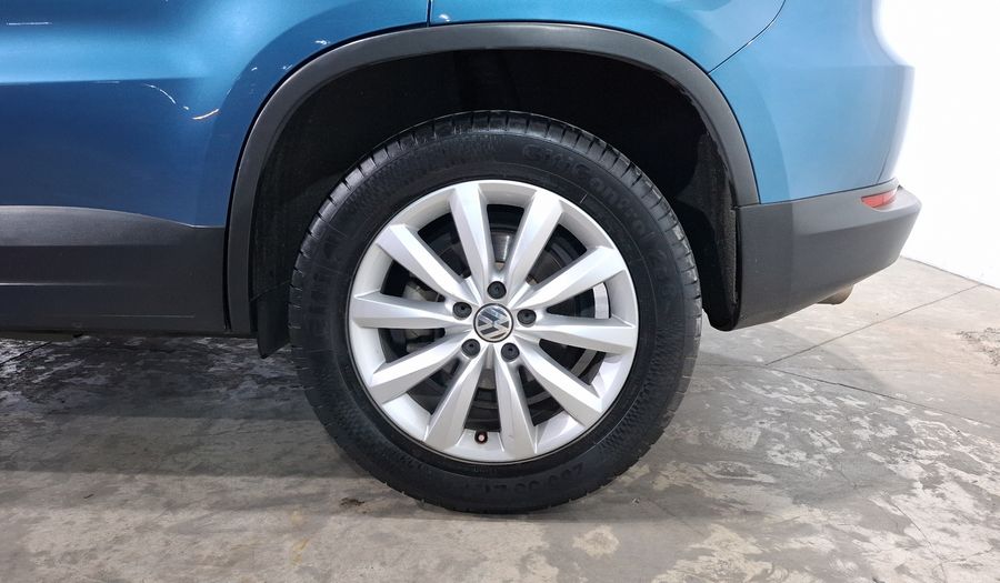 Volkswagen Tiguan 2.0 PAQUETE SPORT & STYLE Suv 2017