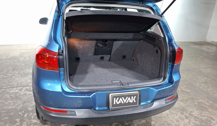 Volkswagen Tiguan 2.0 PAQUETE SPORT & STYLE Suv 2017