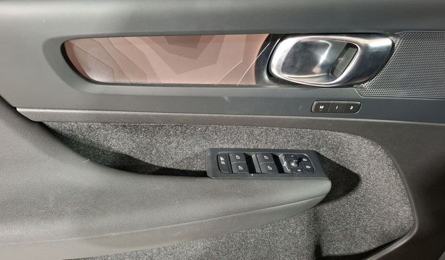 Volvo C40 BEV 69KWH RECHARGE PLUS AUTO Suv 2024