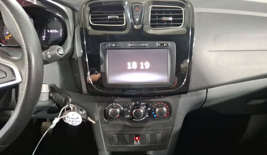 Renault Stepway 1.6 ZEN MT Hatchback 2021