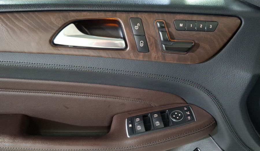 Mercedes Benz Clase M 4.7 ML 500 CGI BITURBO 4WD AT Suv 2015