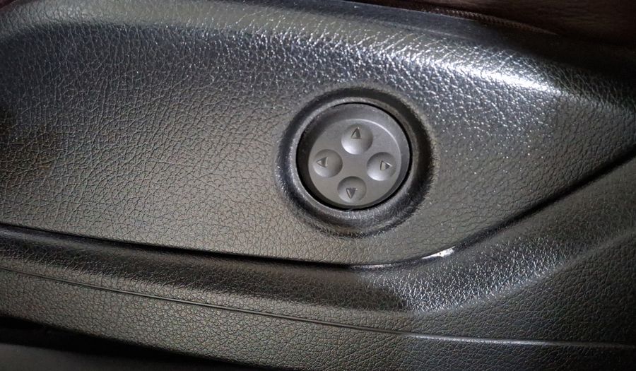 Mercedes Benz Clase M 4.7 ML 500 CGI BITURBO 4WD AT Suv 2015