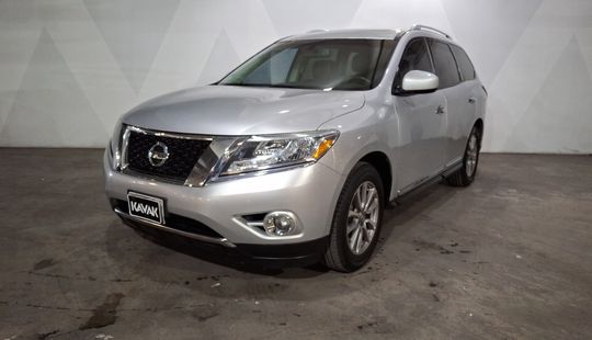 Nissan • Pathfinder
