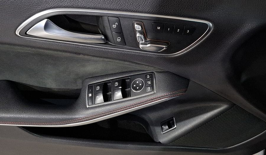 Mercedes Benz Clase Gla 2.0 GLA 250 SPORT DCT Suv 2019