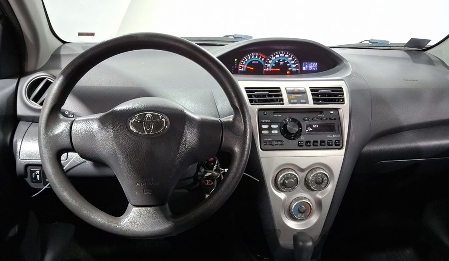 Toyota Yaris 1.5 SEDAN PREMIUM AT Sedan 2016