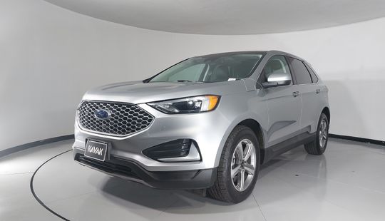 Ford • Edge