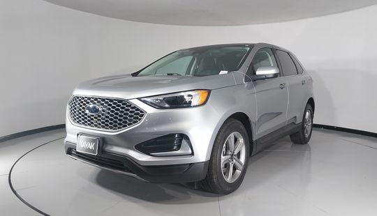 Ford • Edge