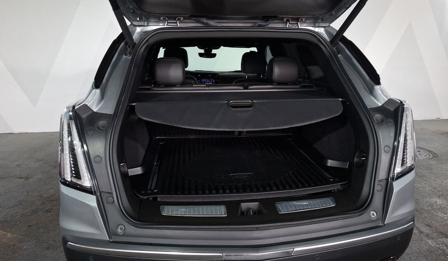 Cadillac Xt5 3.6 SPORT F AUTO 4WD Suv 2025