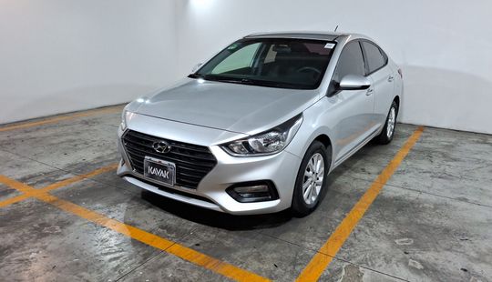 Hyundai • Accent