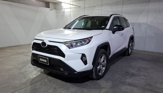 2021 • 47,320 km • Automático