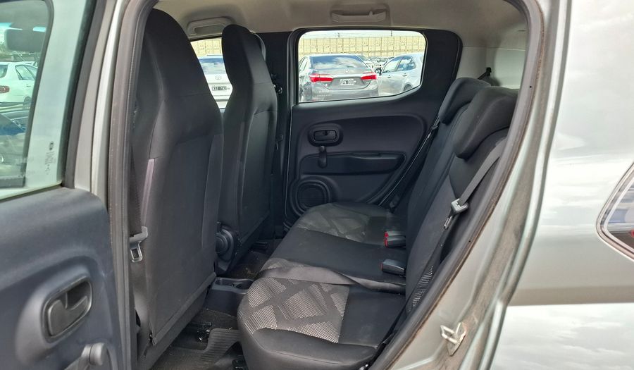 Fiat Mobi 1.0 EASY Hatchback 2017