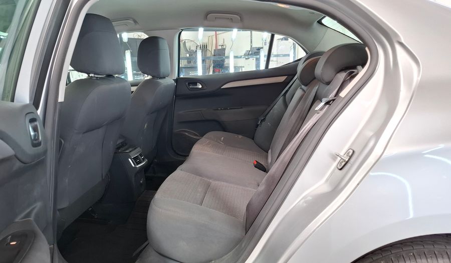 Citroen C4 Lounge 1.6 THP FEEL AT AM19 Sedan 2018