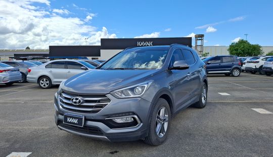 Hyundai • Santa Fe