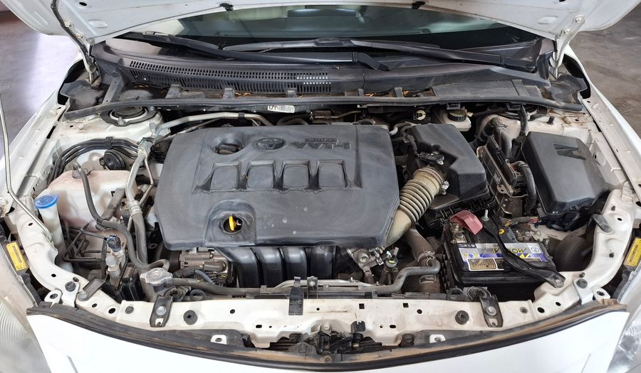 Toyota Corolla 1.8 SE-G AUTO Sedan 2013