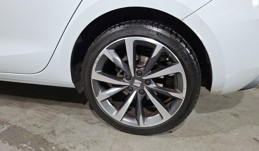 Seat Leon 1.4 FR AUTO Hatchback 2021