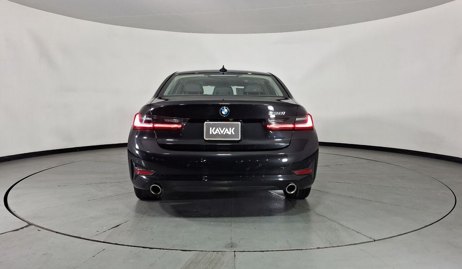 Bmw Serie 3 2.0 330I AUTO Sedan 2021