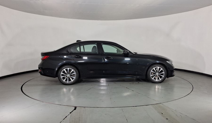 Bmw Serie 3 2.0 330I AUTO Sedan 2021