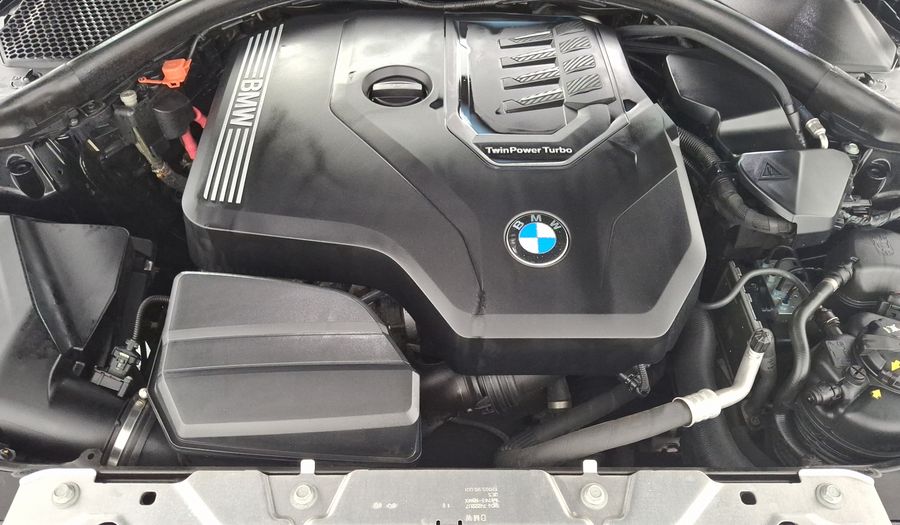 Bmw Serie 3 2.0 330I AUTO Sedan 2021