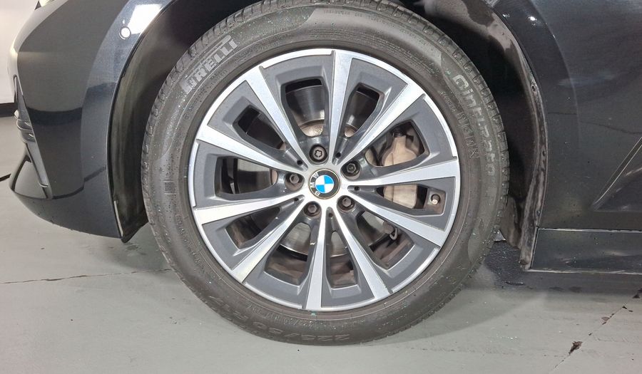 Bmw Serie 3 2.0 330I AUTO Sedan 2021