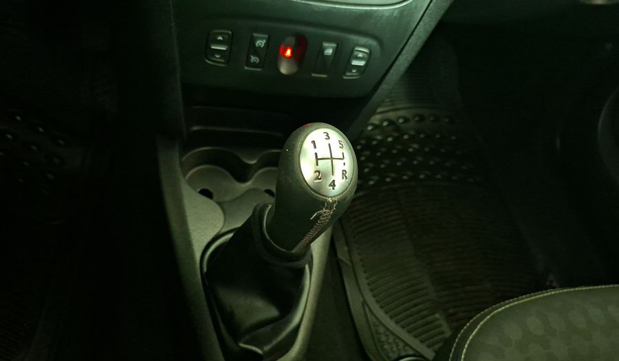 Renault Symbol 1.6 DYNAMIQUE Sedan 2015