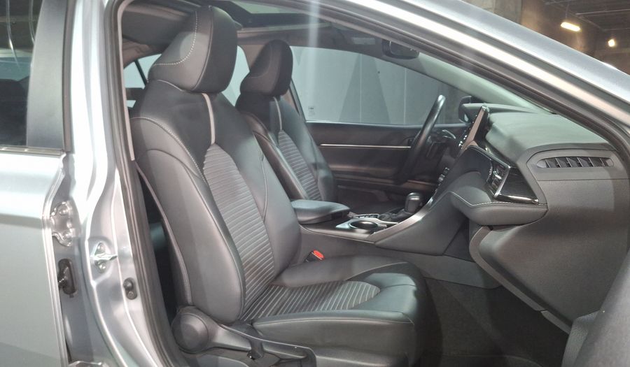 Toyota Camry 2.5 HEV SE AUTO Sedan 2024