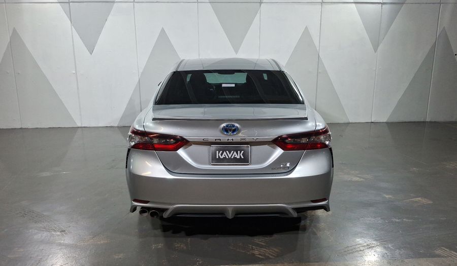 Toyota Camry 2.5 HEV SE AUTO Sedan 2024