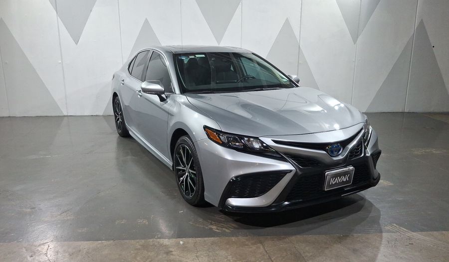 Toyota Camry 2.5 HEV SE AUTO Sedan 2024