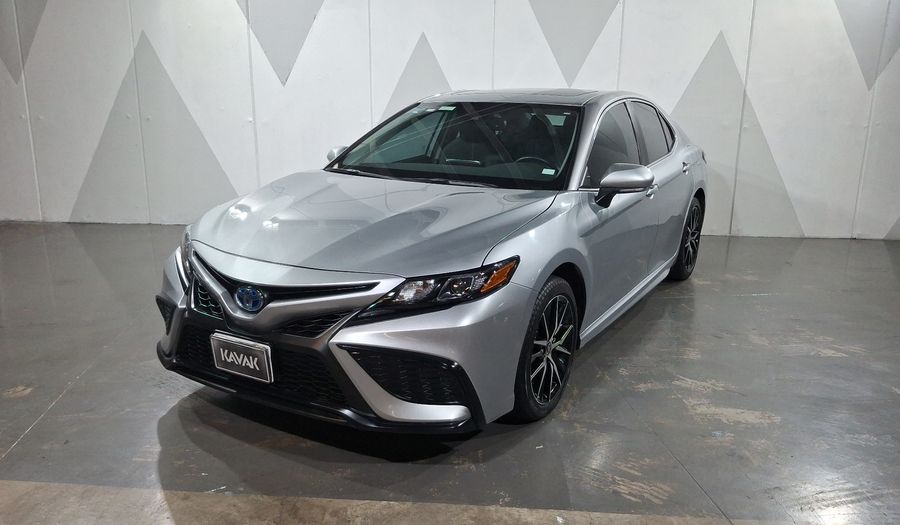 Toyota Camry 2.5 HEV SE AUTO Sedan 2024