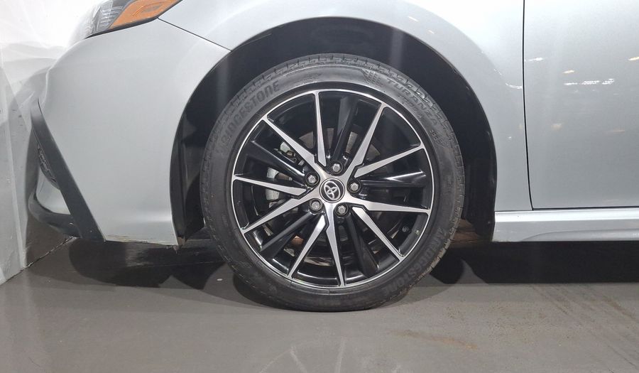 Toyota Camry 2.5 HEV SE AUTO Sedan 2024