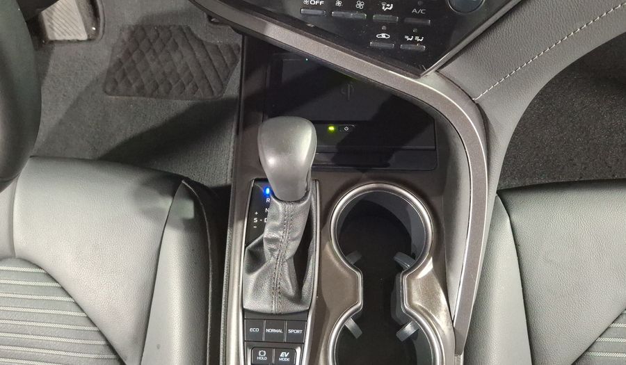 Toyota Camry 2.5 HEV SE AUTO Sedan 2024