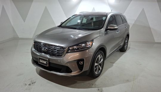 Kia • Sorento