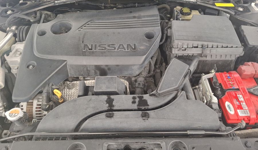 Nissan Altima 2.5 ADVANCE NAVI CVT Sedan 2017