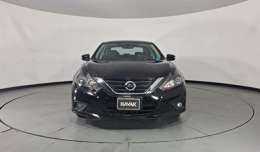 Nissan Altima 2.5 ADVANCE NAVI CVT Sedan 2017