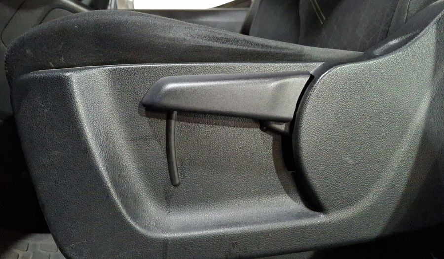 Peugeot Rifter 1.6 HDI ALLURE Minivan 2021